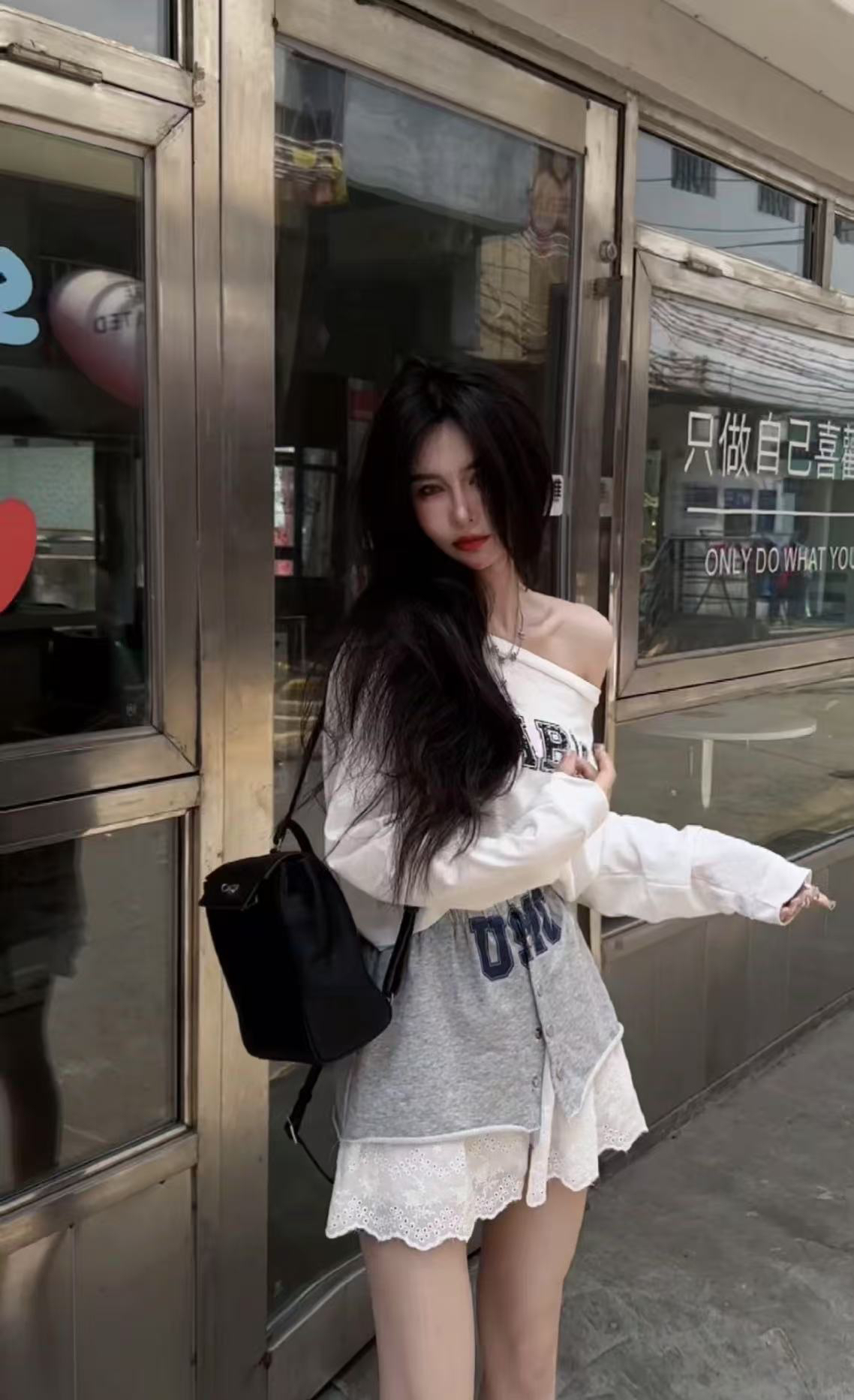 上衣/花灰拼布雷斯短裙