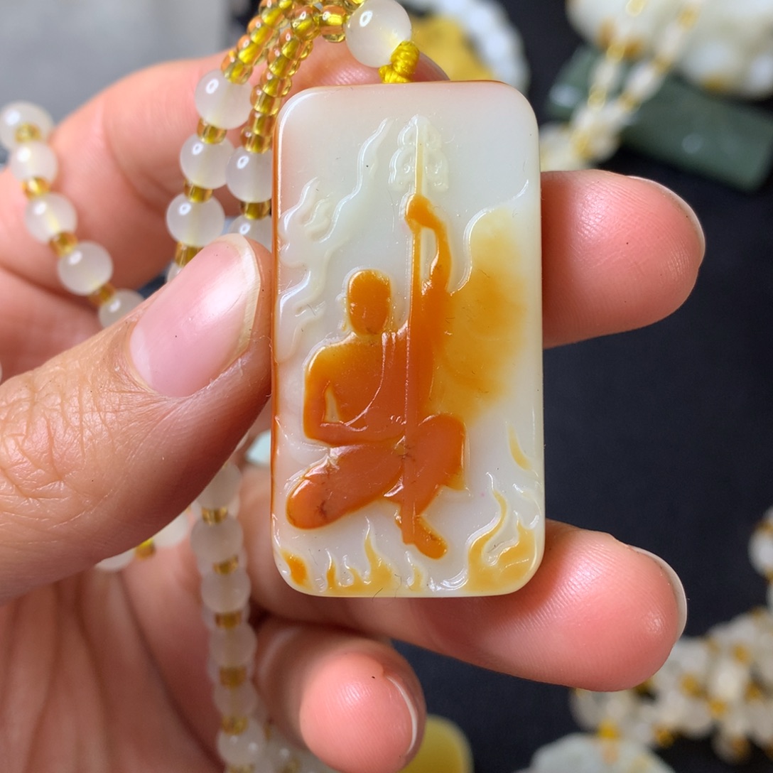 和田玉颈饰未镶嵌