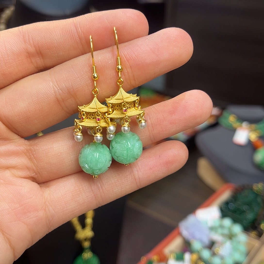 静***宝翡翠未镶嵌耳饰翡翠