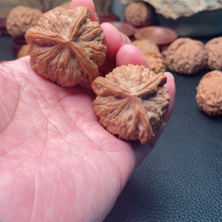 文玩核桃把件41全品三棱