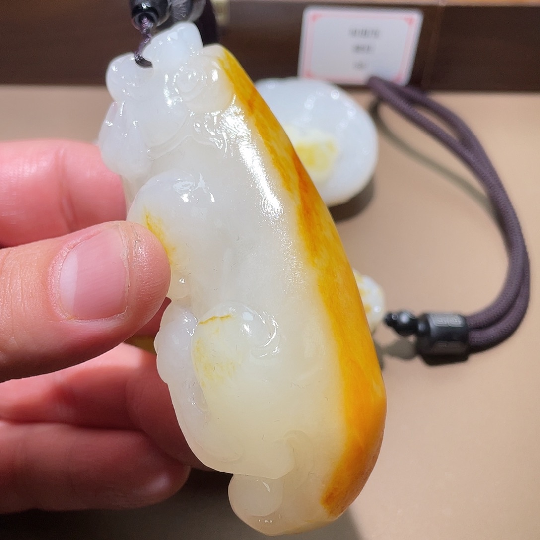 和田玉颈饰未镶嵌Z6