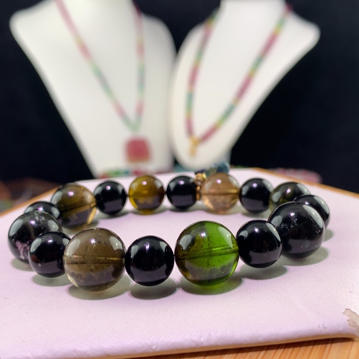 双色碧玺手链未镶嵌