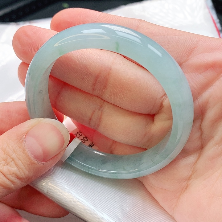 翡翠手镯未镶嵌手镯52