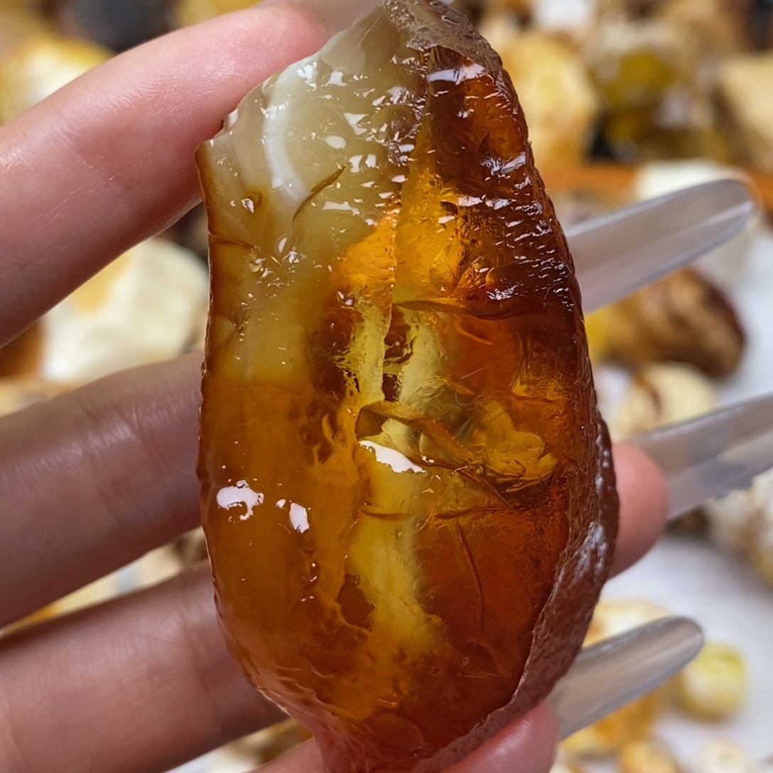 定制琥珀未镶嵌蜜蜡