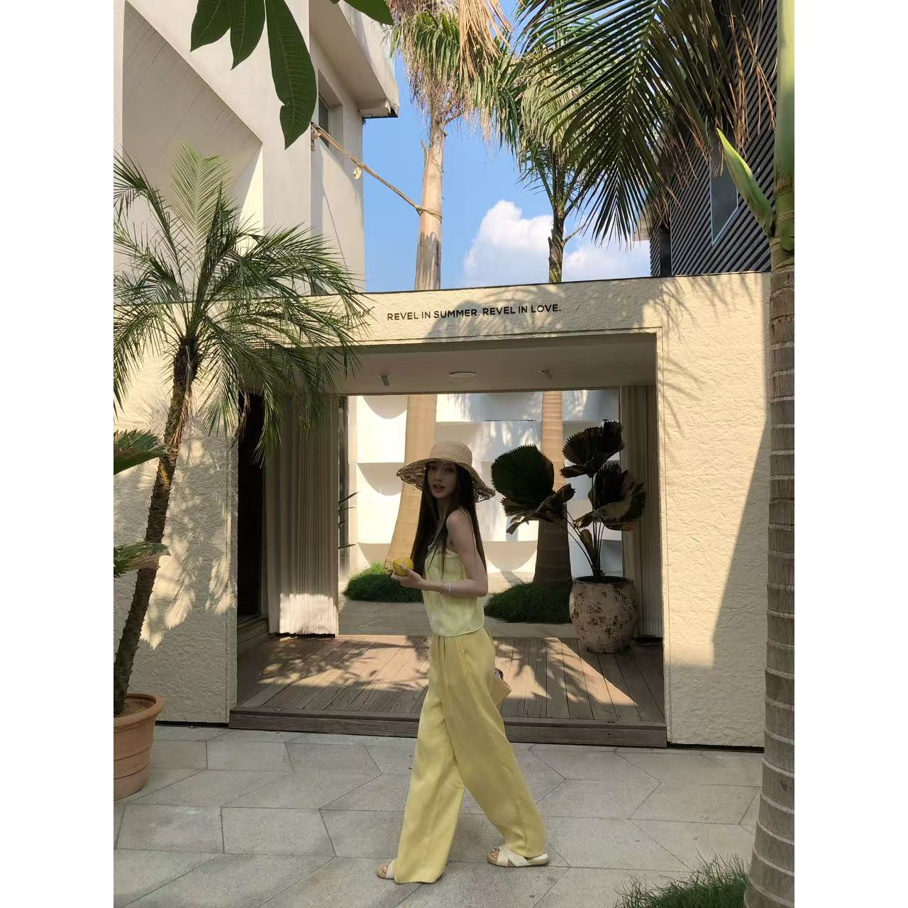 【盒子专享】静奢光泽   松紧腰褶皱感休闲百搭直筒裤