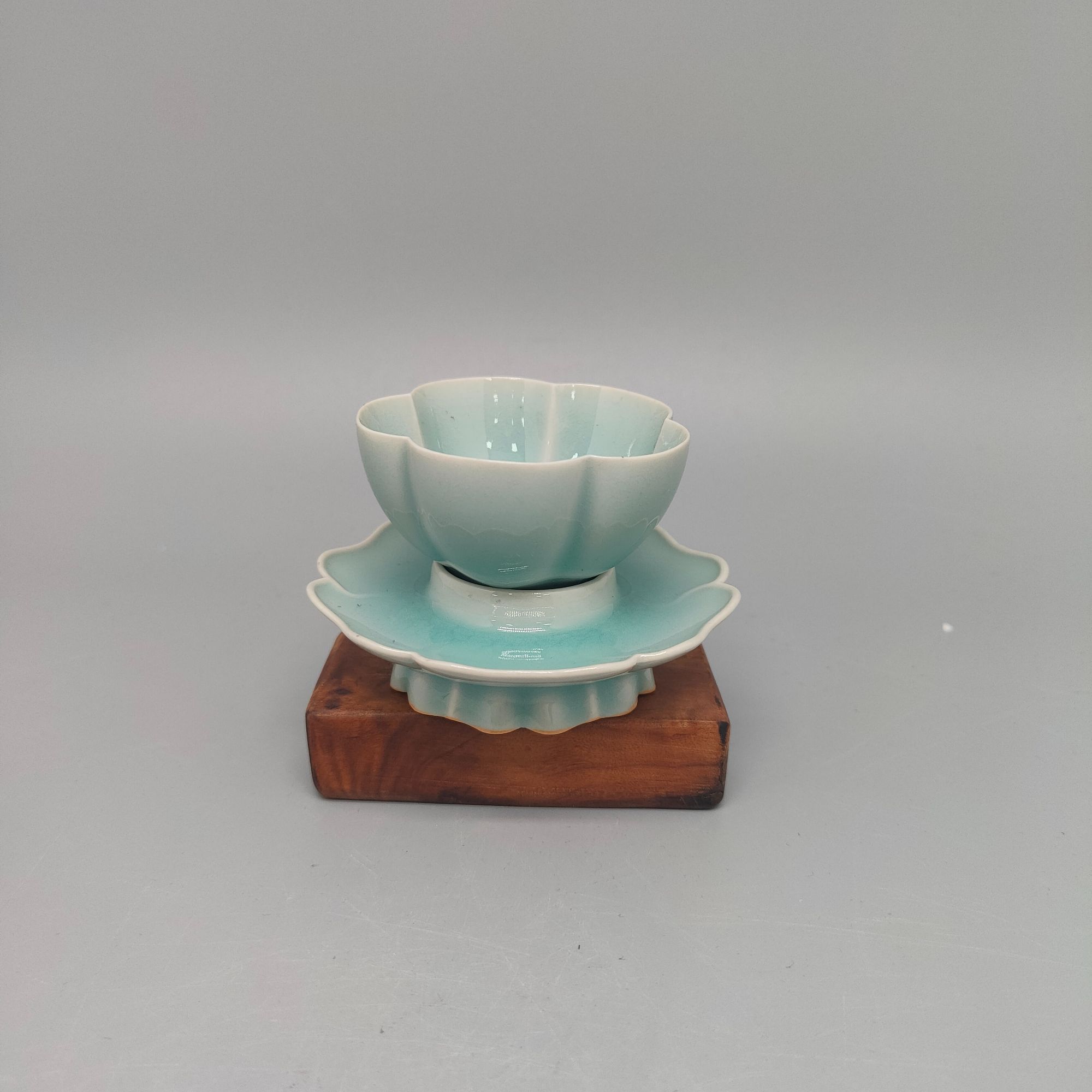 【天下龙泉】范妙捷 一杯一托8｜周大乐忧选