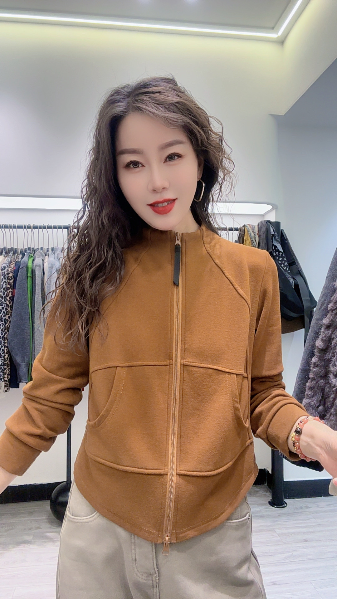 向向家全拉链显瘦上衣