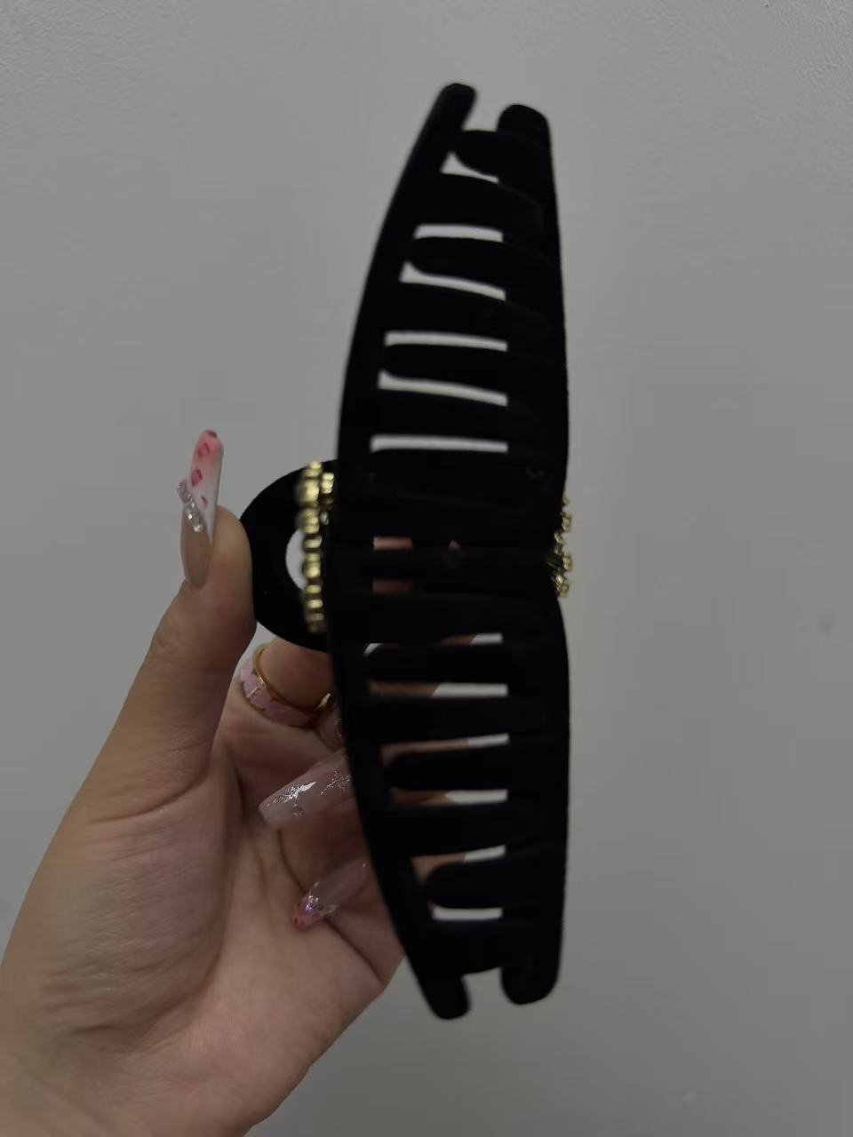 黑色植绒抓夹118