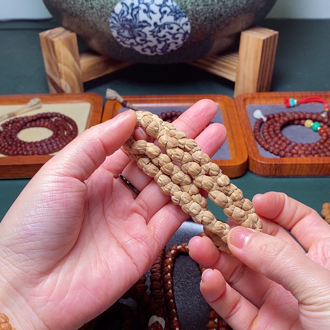 柏香籽/百香籽吊坠129.9