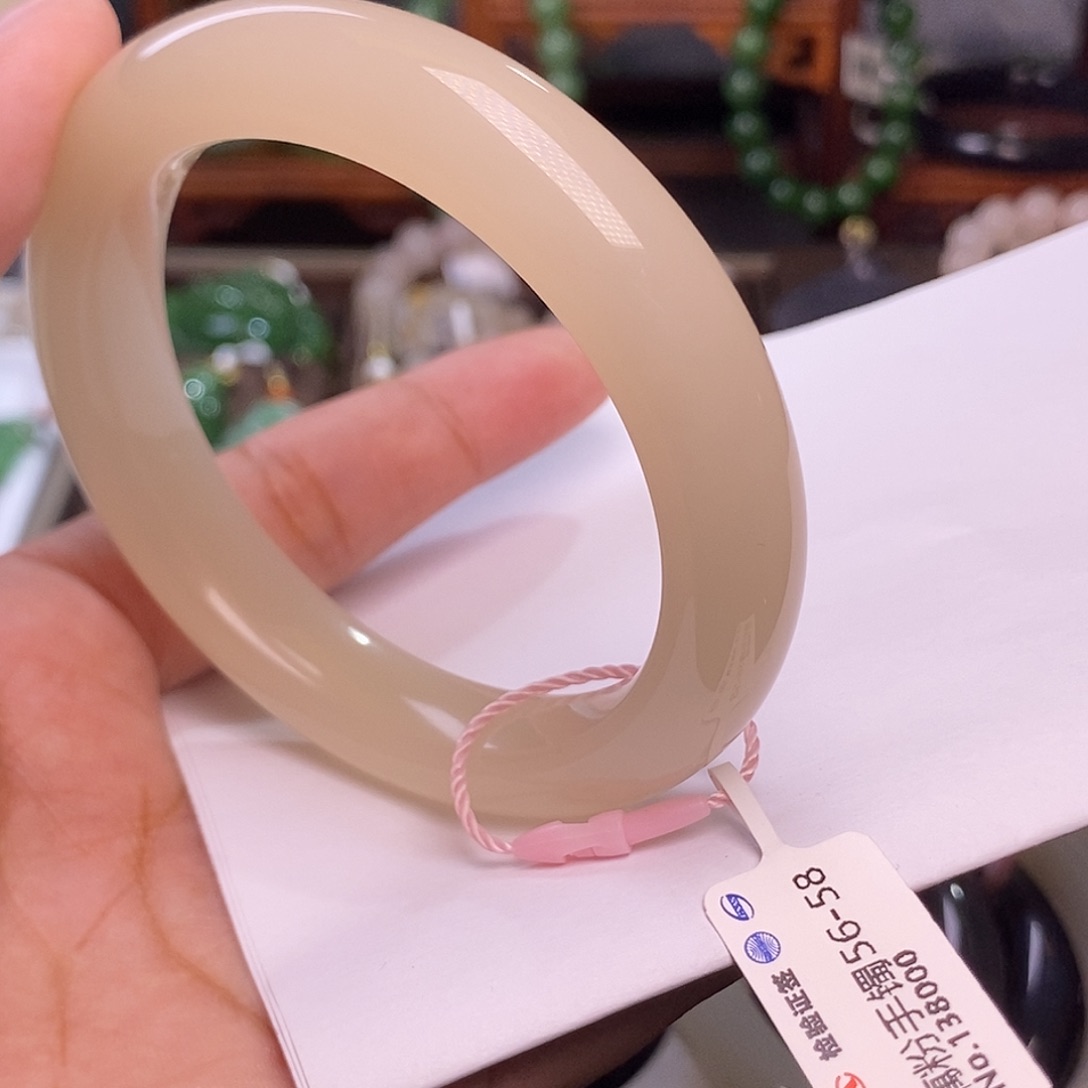 和田玉藕粉老熟料老料收藏手镯57.5圈未镶嵌平***姓