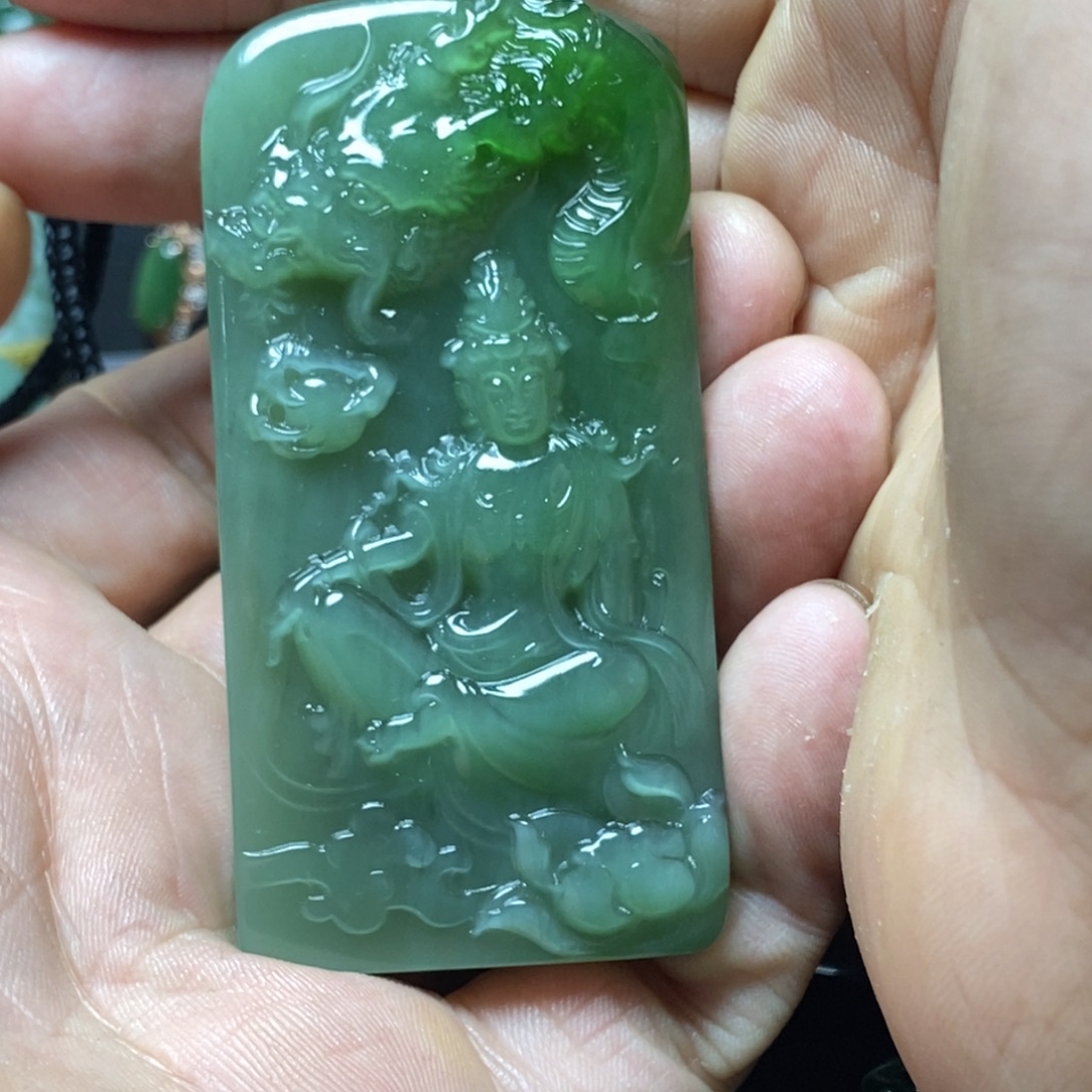 和田玉（碧玉）未镶嵌挂件