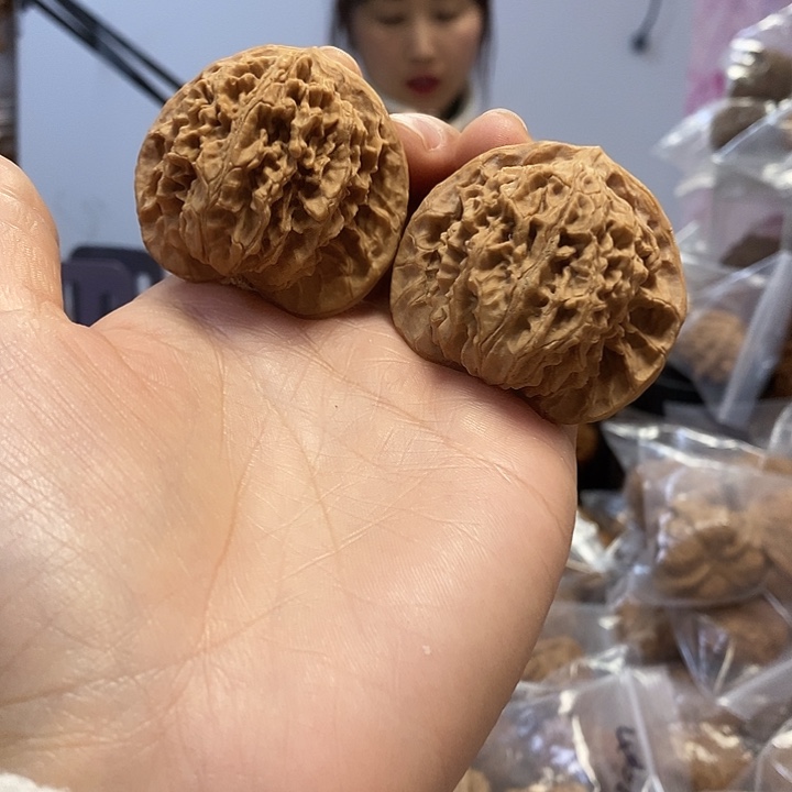 把件文玩核桃45蟠龙纹老树