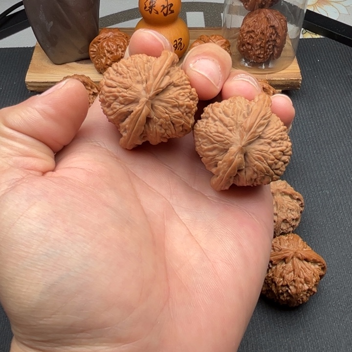 文玩核桃把件白狮子41