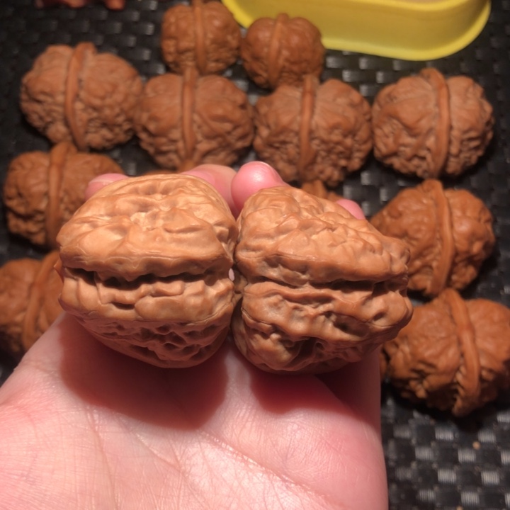 魔***王把件文玩核桃蛤蟆