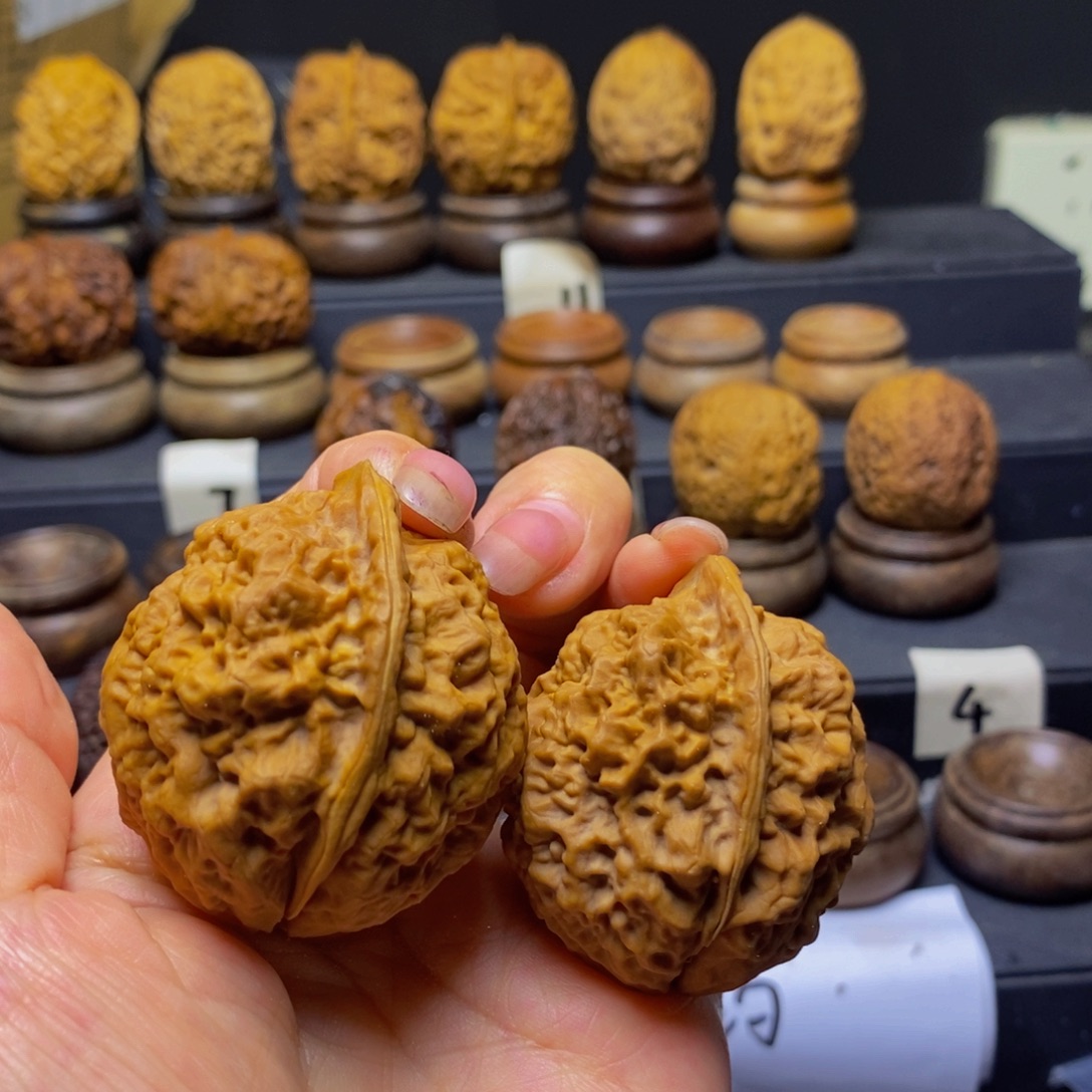 文玩核桃吊坠毒液42