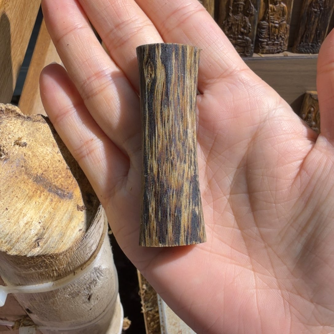 沉香碎屑沉香绿棋楠块料8.3克