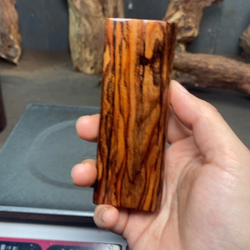 【闪购商品】黄花梨/降香黄檀用****8