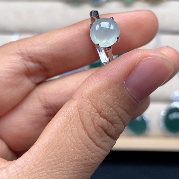 翡翠未镶嵌戒指戒指