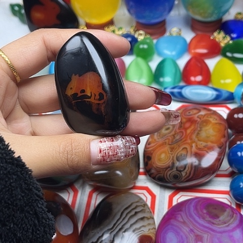 玛瑙/玉髓挂件未镶嵌