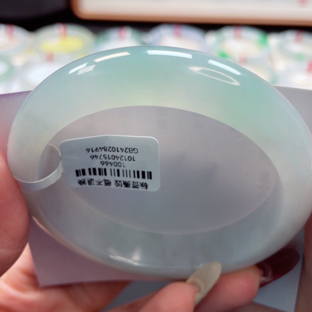 【闪购商品】翡翠手镯未镶嵌冰胶冰蓝晴飘色正圈58，4号