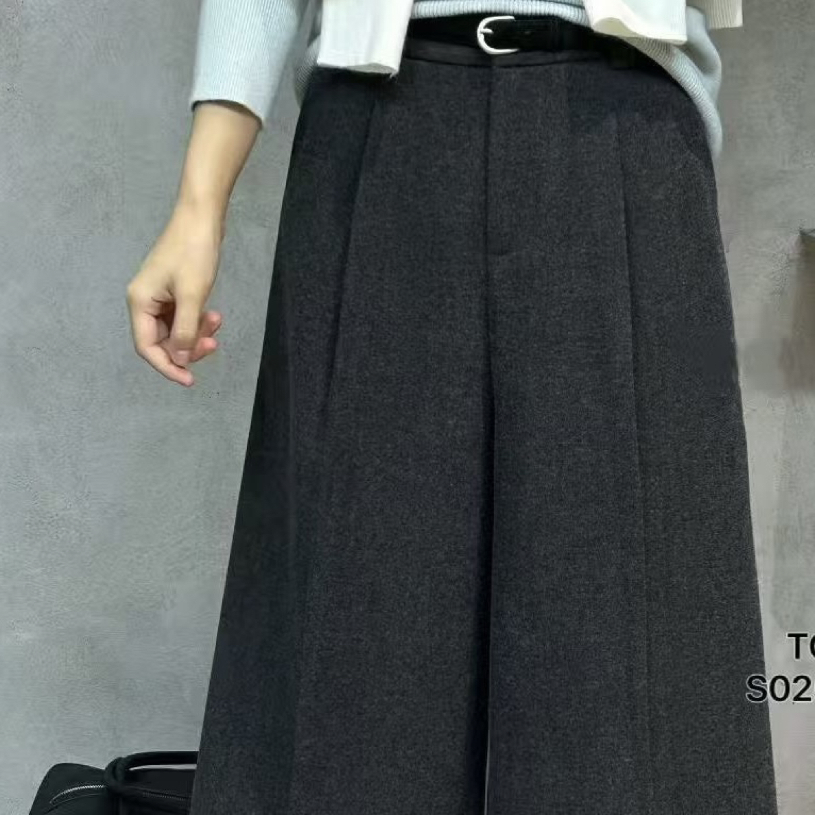 加绒加厚毛呢八分阔腿裤女秋冬高腰宽松直筒显瘦休闲裤