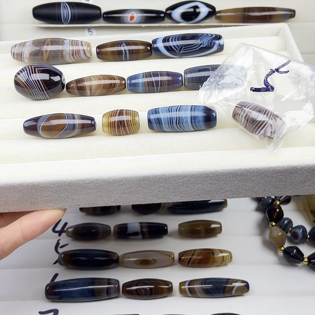 补***子玛瑙/玉髓未镶嵌颈饰