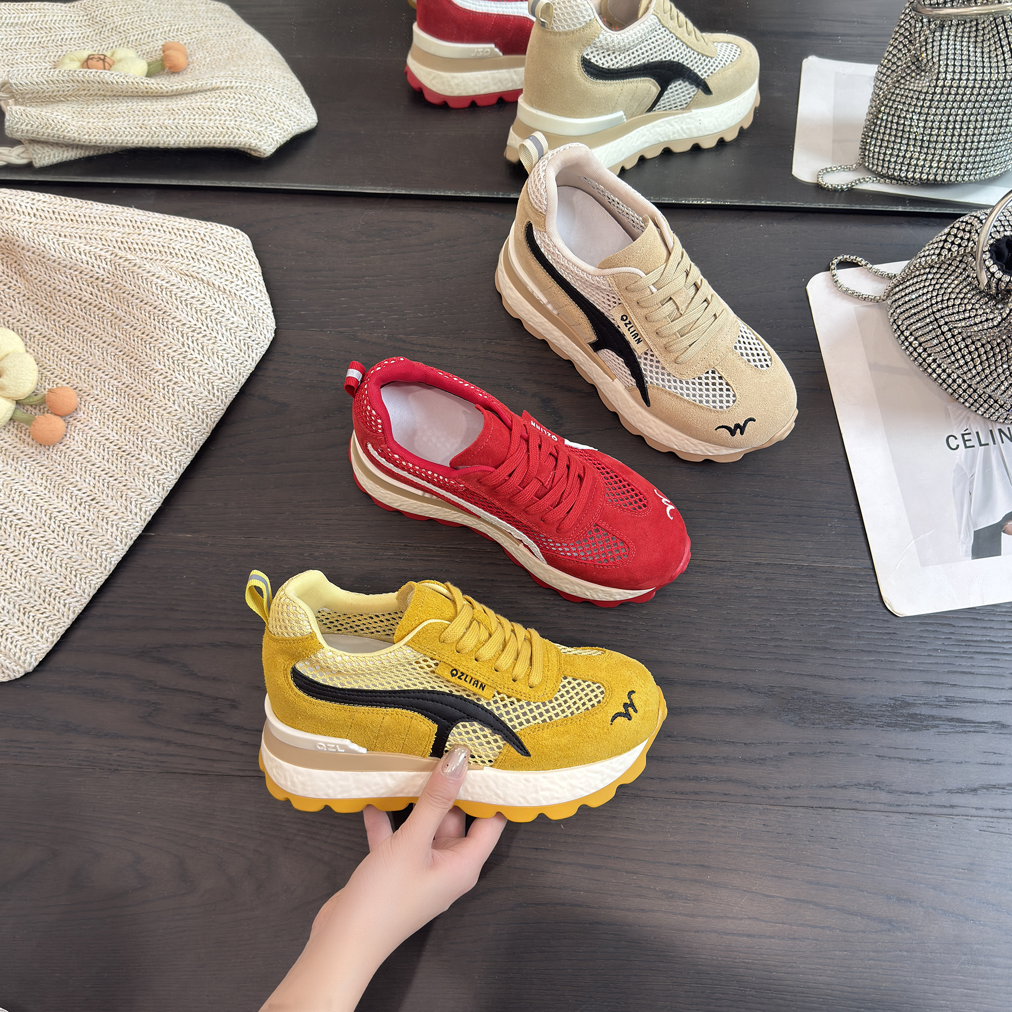 千之恋现货增高8CM2025秋季新款轻奢爆款多巴胺百搭休闲女鞋6232