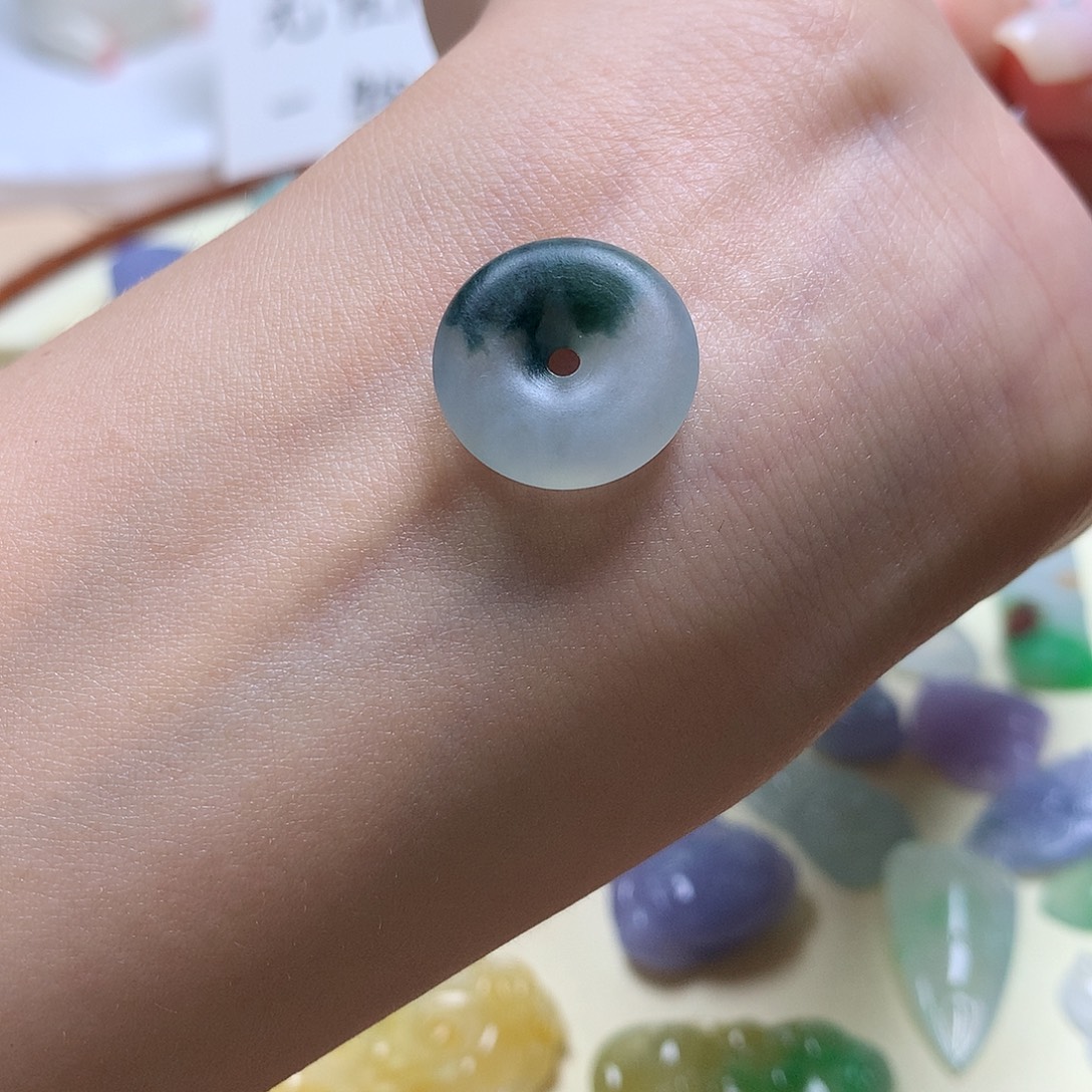 定制翡翠未镶嵌半山水平安扣