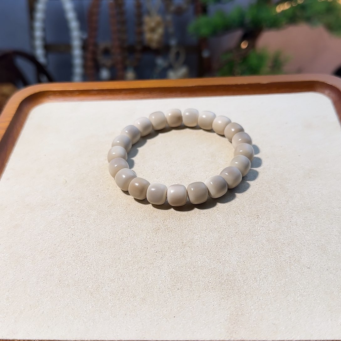 吊坠菩提根/象牙果b***?白玉菩提卡10阴皮色