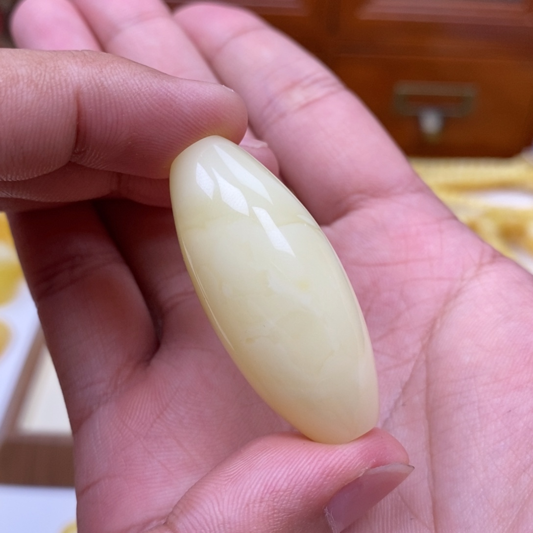 琥珀未镶嵌珠宝奇石18/43尺寸