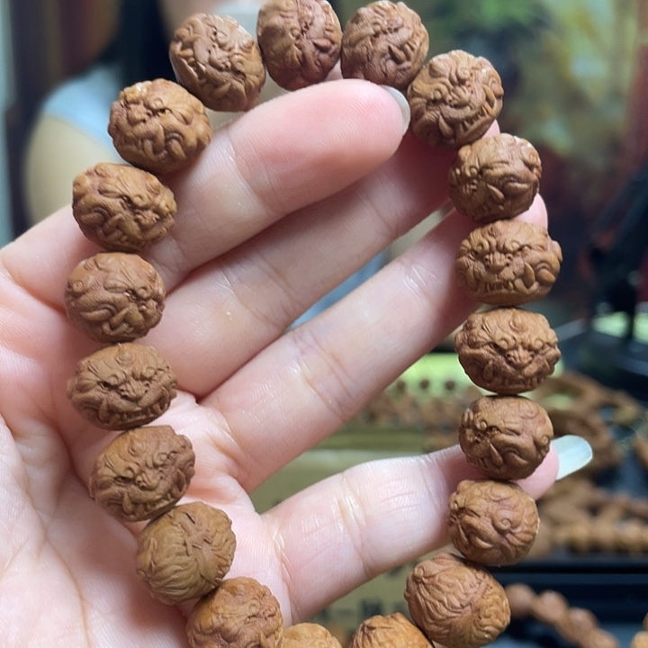 手串/手链橄榄核龙纹