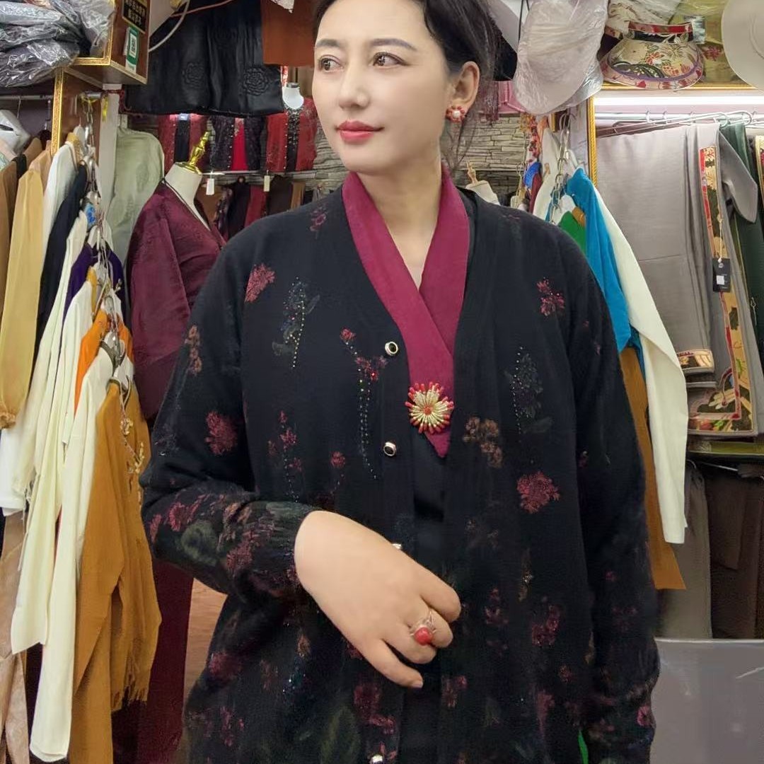 纯中老年妈妈秋冬针织开衫洋气舒适上衣