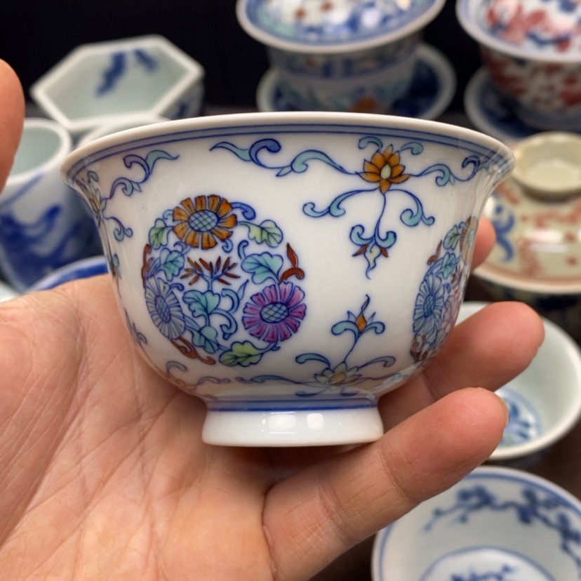 【闪购商品】景德镇青花斗彩主人杯