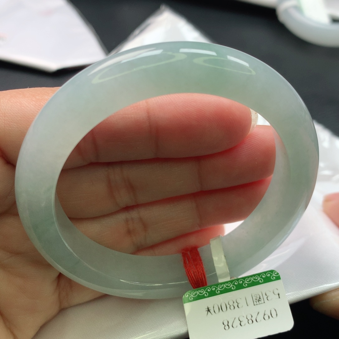 翡翠手镯未镶嵌缅甸53