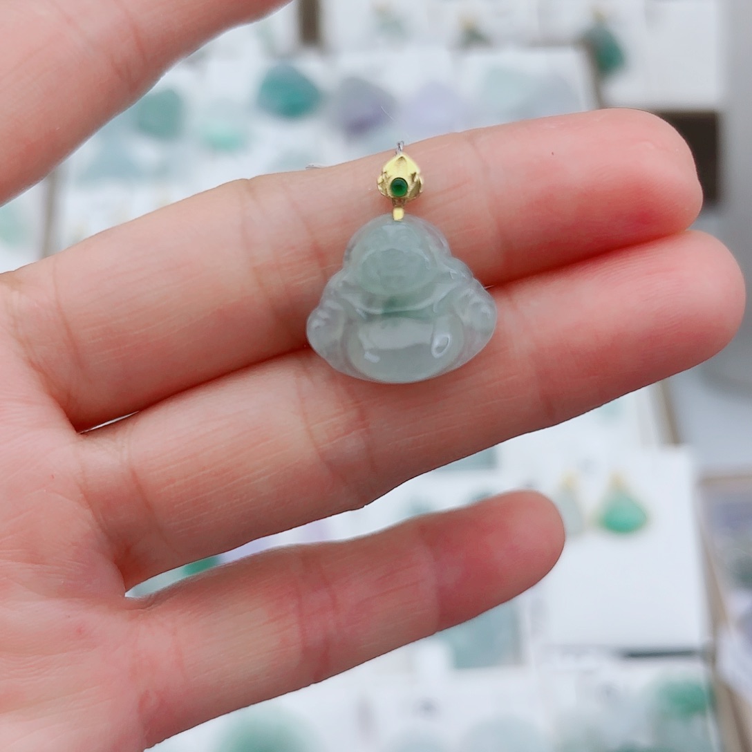 翡翠吊坠(赠链)18K金镶嵌瓜*翡翠佛公
