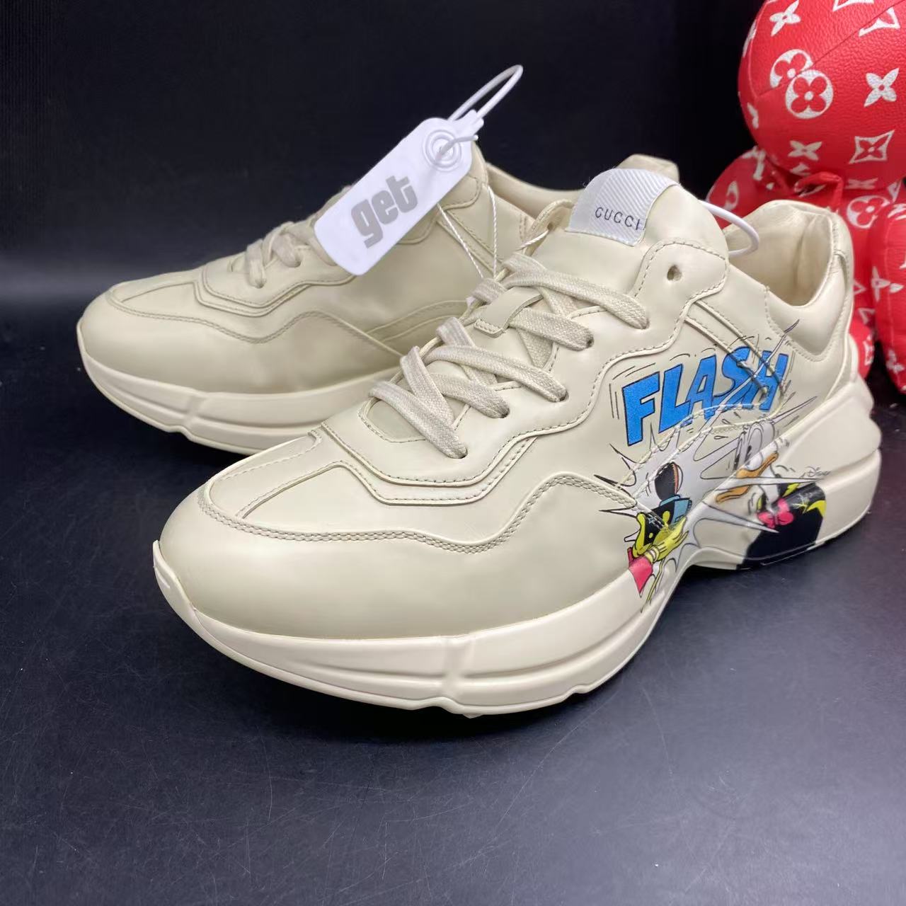 95新 GUCCI/古驰 象牙白迪士尼联名唐老鸭老爹鞋39.5欧码lz50