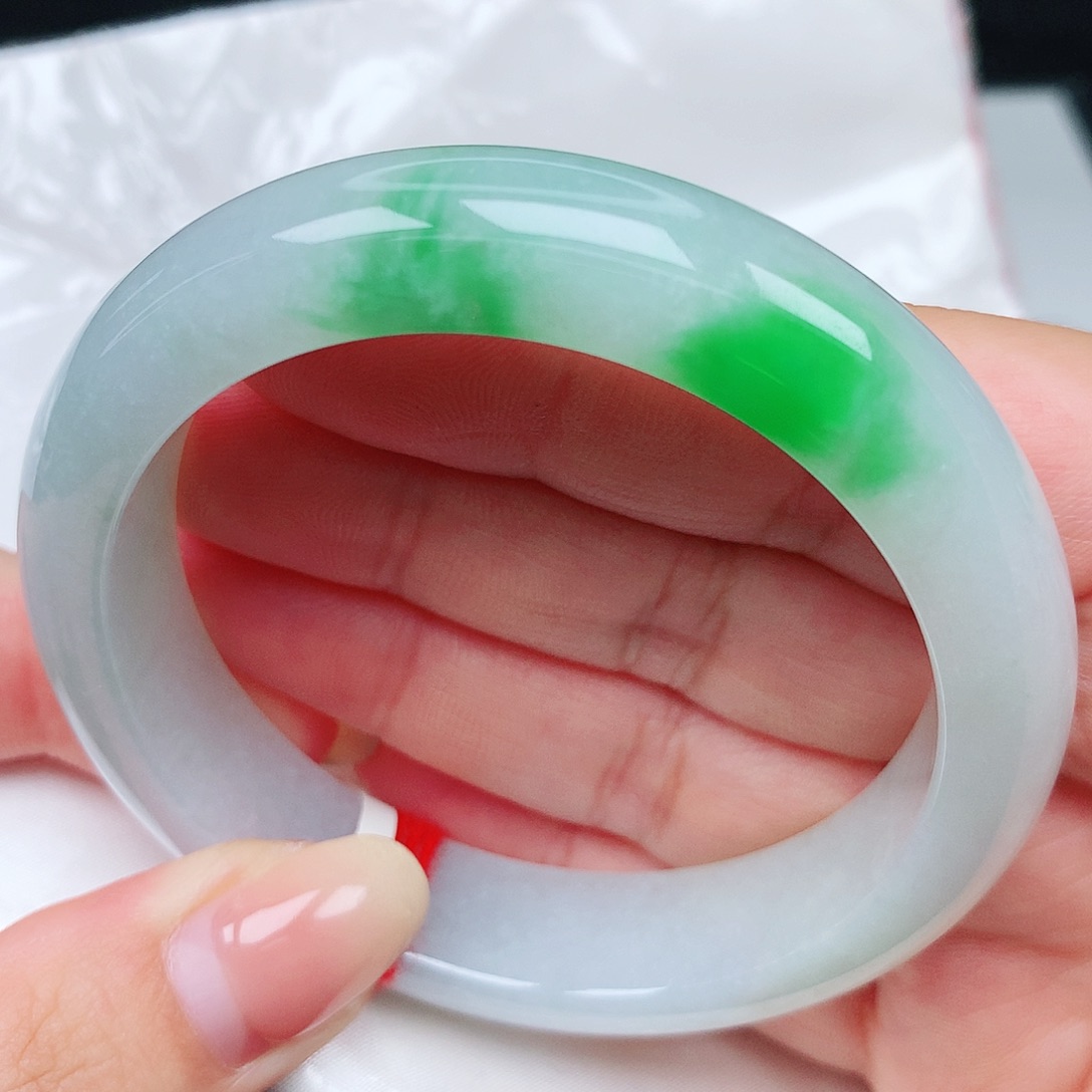 未镶嵌手镯翡翠8白底青