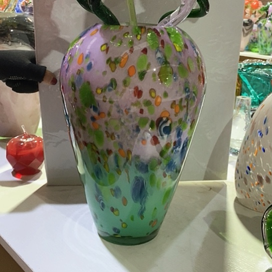 琉璃花瓶高21厘米口径9厘米