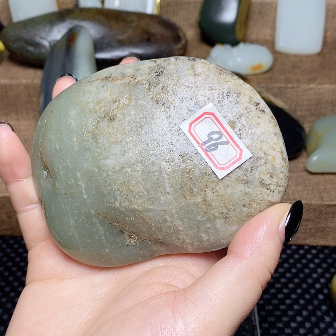 未镶嵌和田玉挂件96