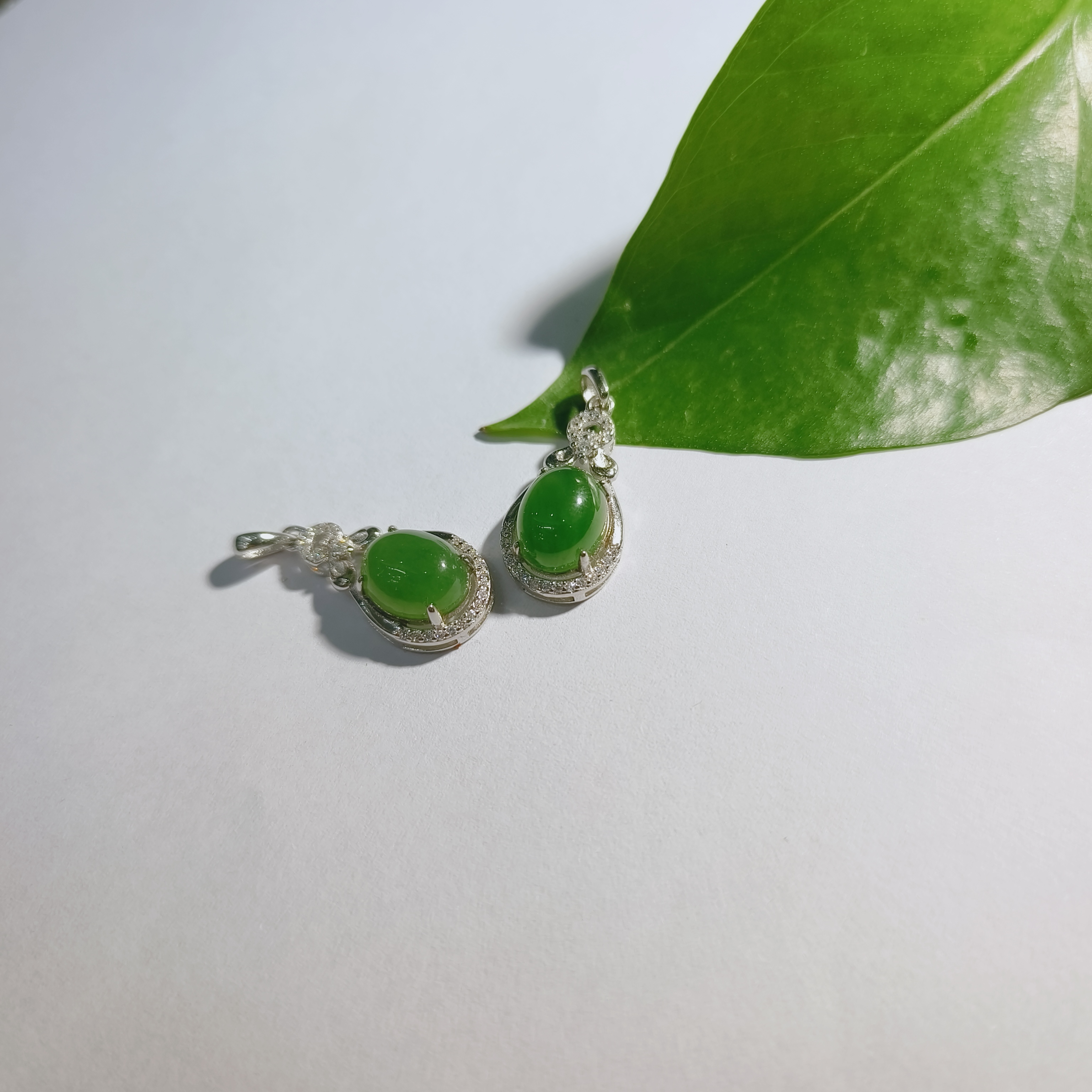 ZJDZ019 和田玉S925冰阳绿吊坠21*10*7mm 多样性发其一