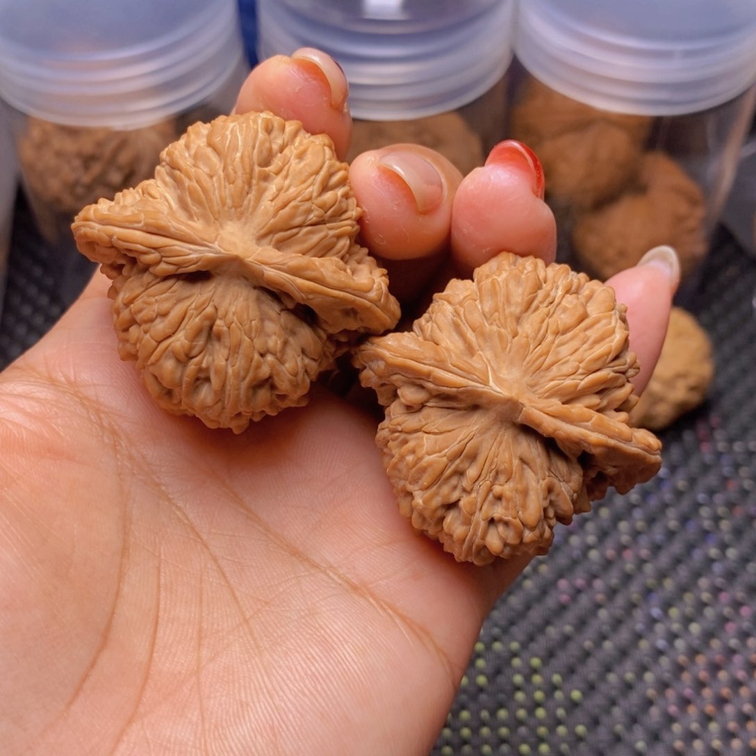 文玩核桃吊坠平*四座楼45