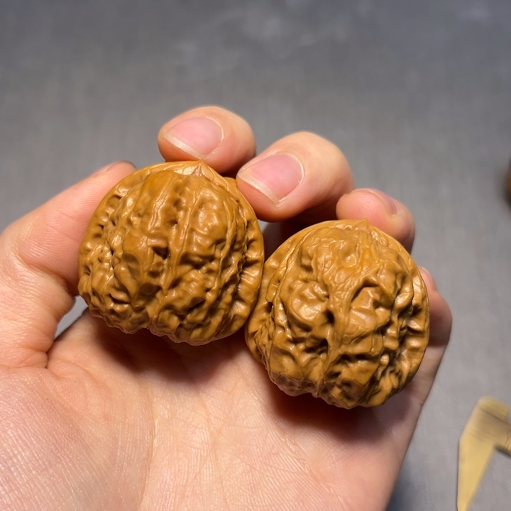 文玩核桃把件蛤蟆头353