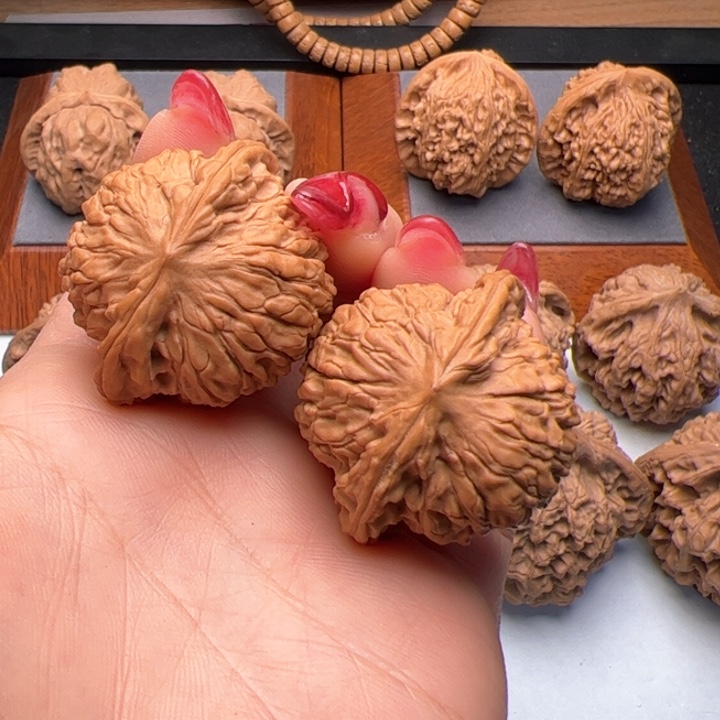 文玩核桃把件红豆37