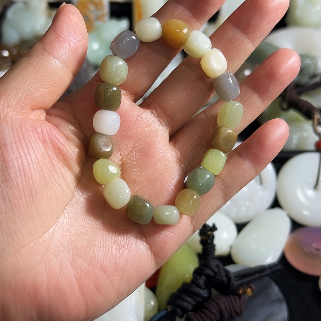 和田玉（糖玉）未镶嵌手链