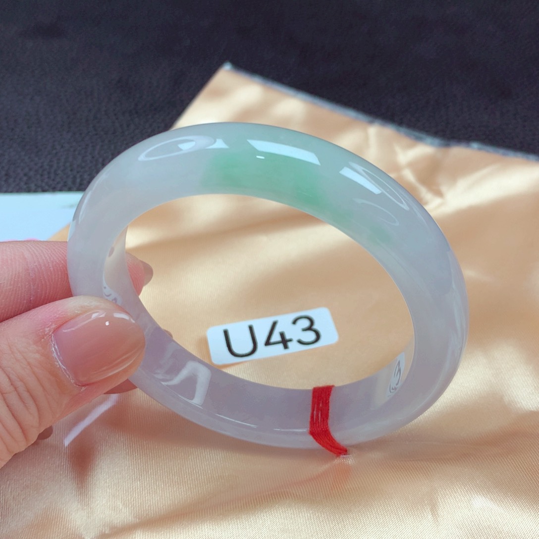 翡翠手镯未镶嵌手镯88