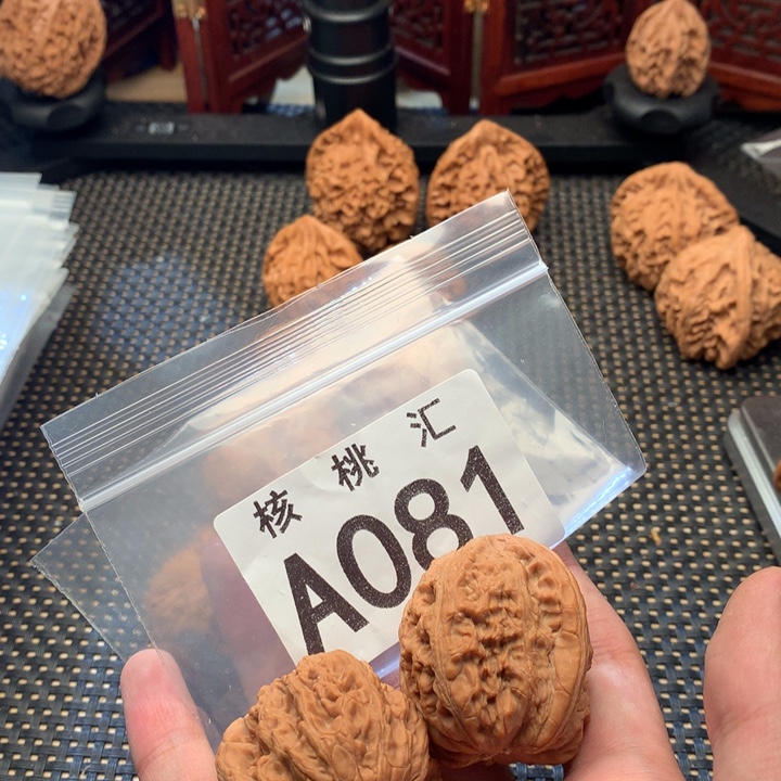 吊坠文玩核桃昆仑