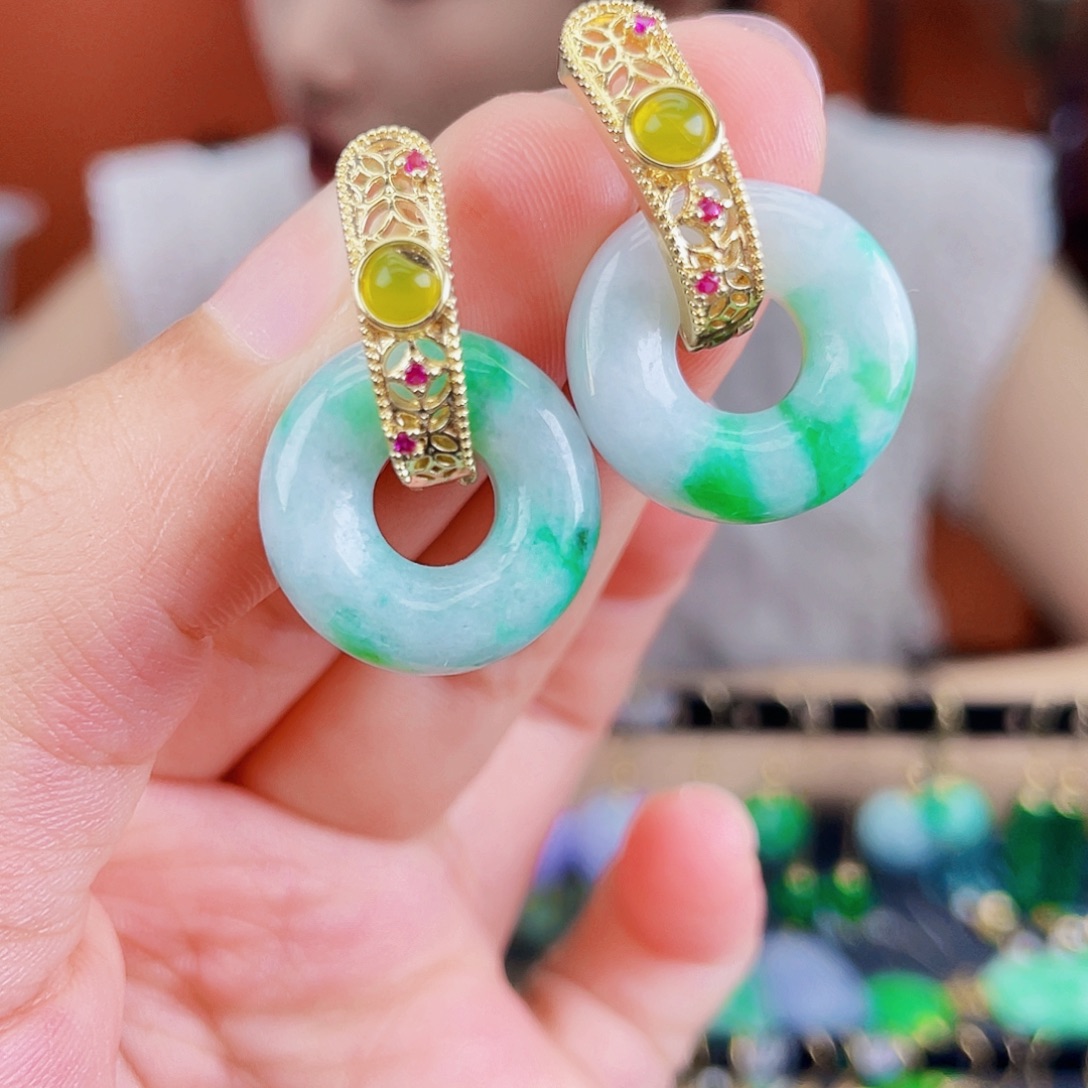 翡翠未镶嵌耳饰饰品