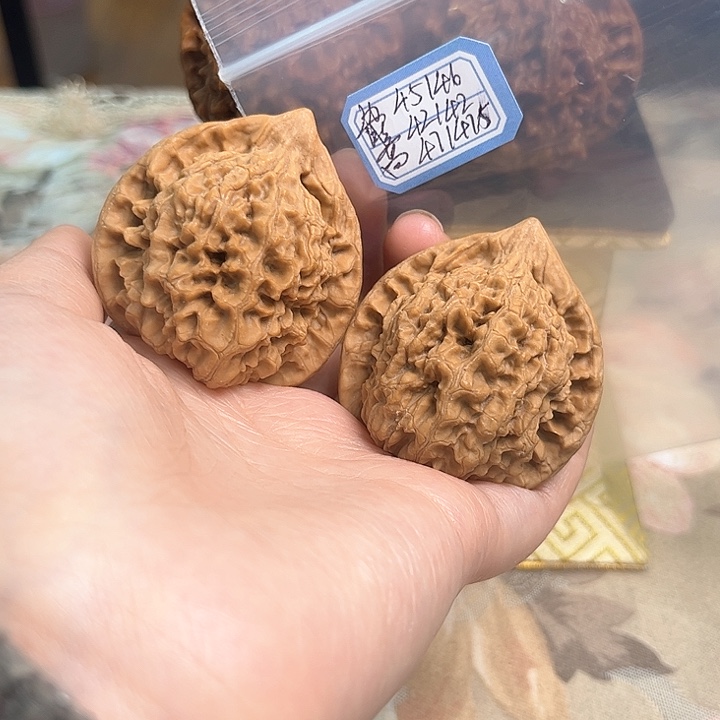 文玩核桃把件官帽