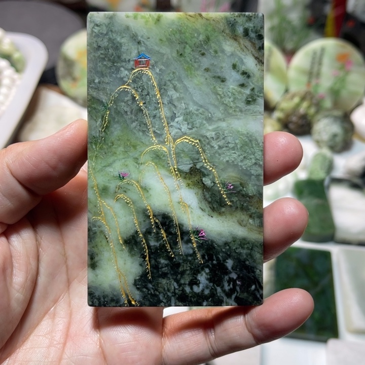 独山玉未镶嵌颈饰雅摆