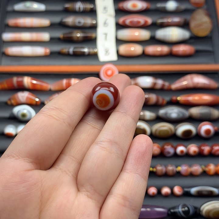 玛瑙/玉髓颈饰未镶嵌耀***?